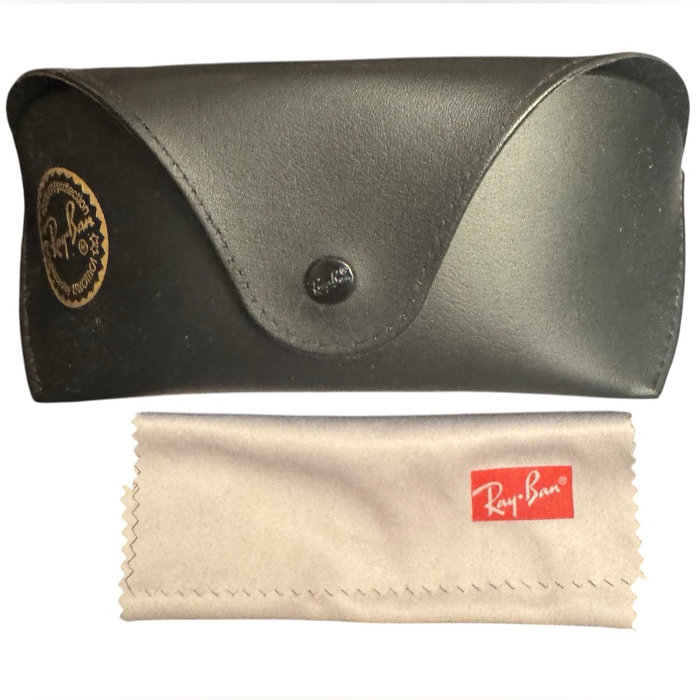Ray-Ban Black Case with Cleaning Cloth NWOT